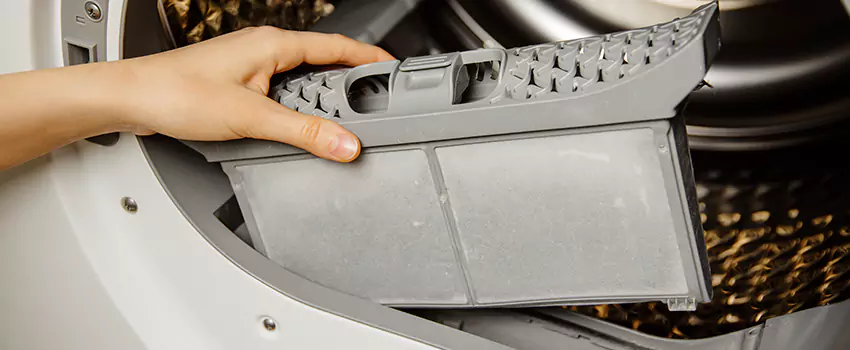 Signs Of A Clogged Dryer Lint Trap in Gillette, Wyoming